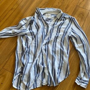 American eagle women’s oversize fit small button up blue and white stripes
